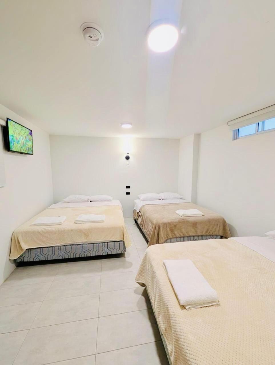 Hotel Bombay バーニョス エクステリア 写真