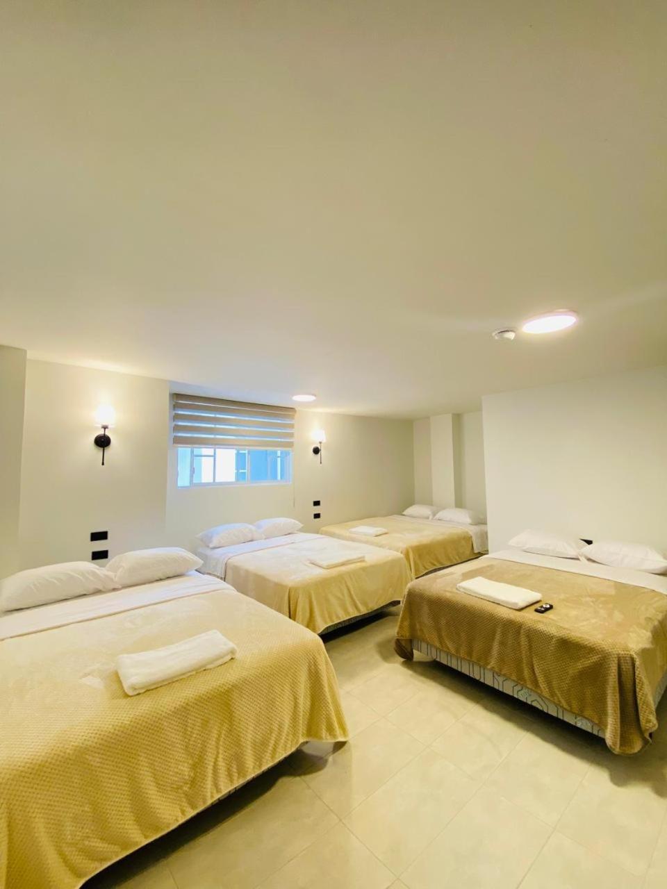 Hotel Bombay バーニョス エクステリア 写真