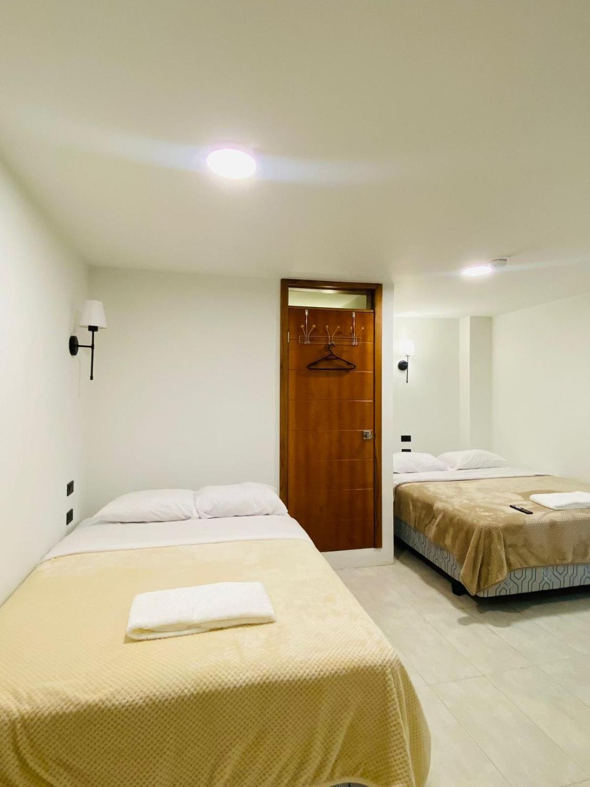Hotel Bombay バーニョス エクステリア 写真