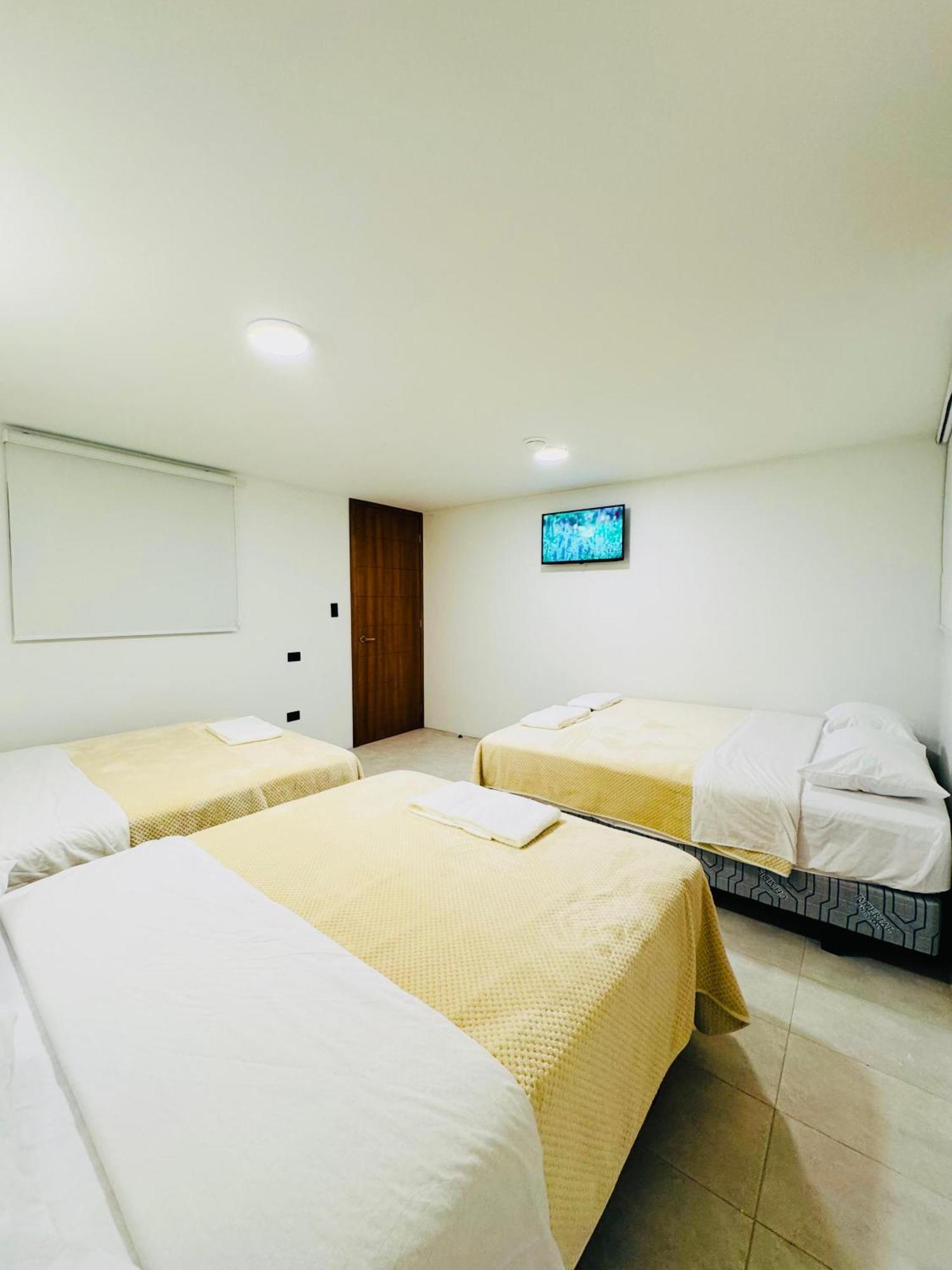 Hotel Bombay バーニョス エクステリア 写真