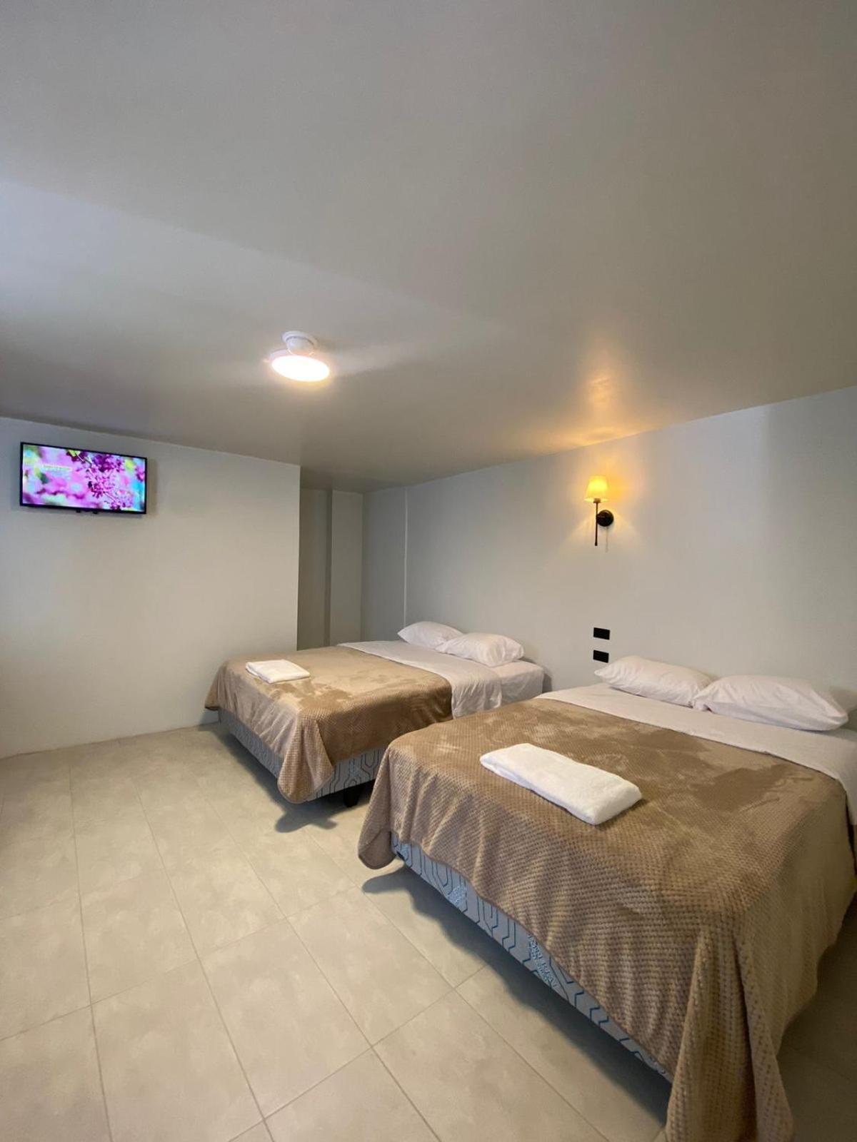 Hotel Bombay バーニョス エクステリア 写真