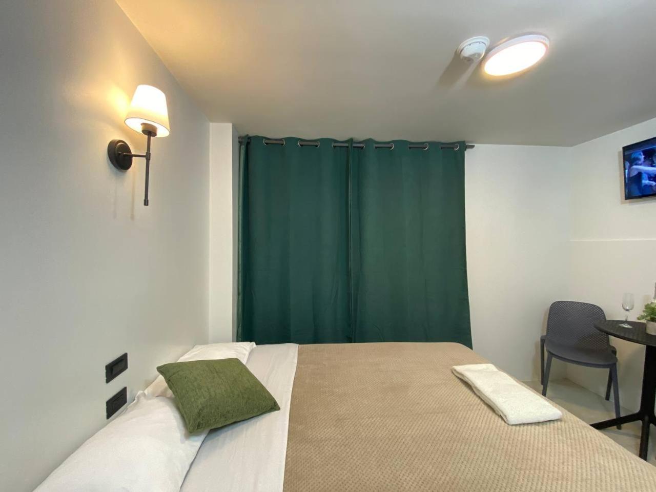 Hotel Bombay バーニョス エクステリア 写真