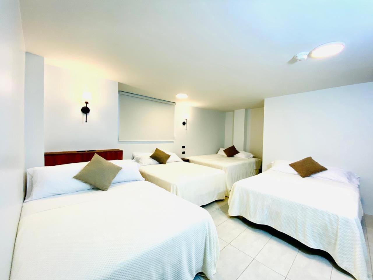 Hotel Bombay バーニョス エクステリア 写真